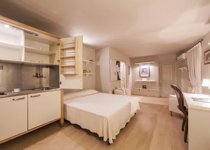Hotel Castello Di Torcrescenza